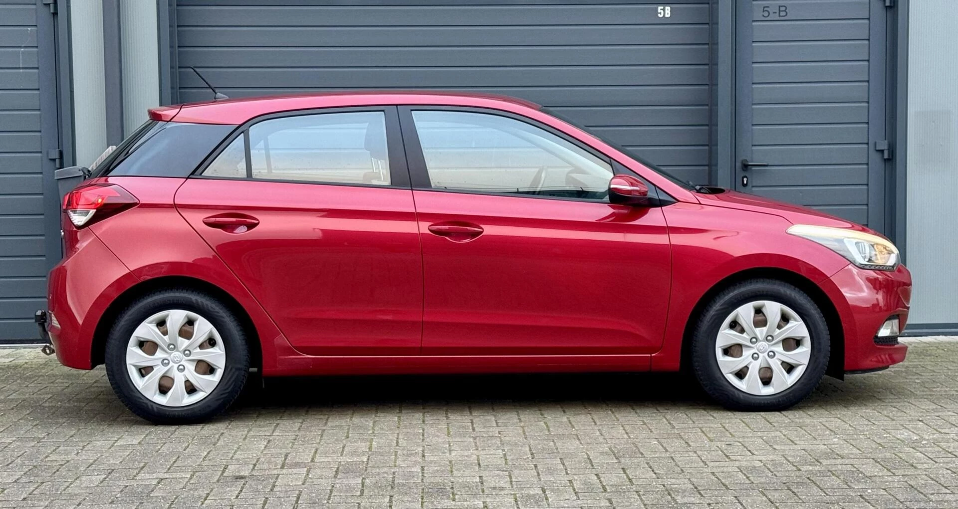 Hoofdafbeelding Hyundai i20