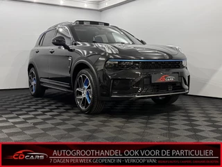 Lynk & Co 01 1.5 Pano, 360 Camera, Navi, Keyless start, Stoelverwarming, Elektrische achterklep, 3 jaar garantie