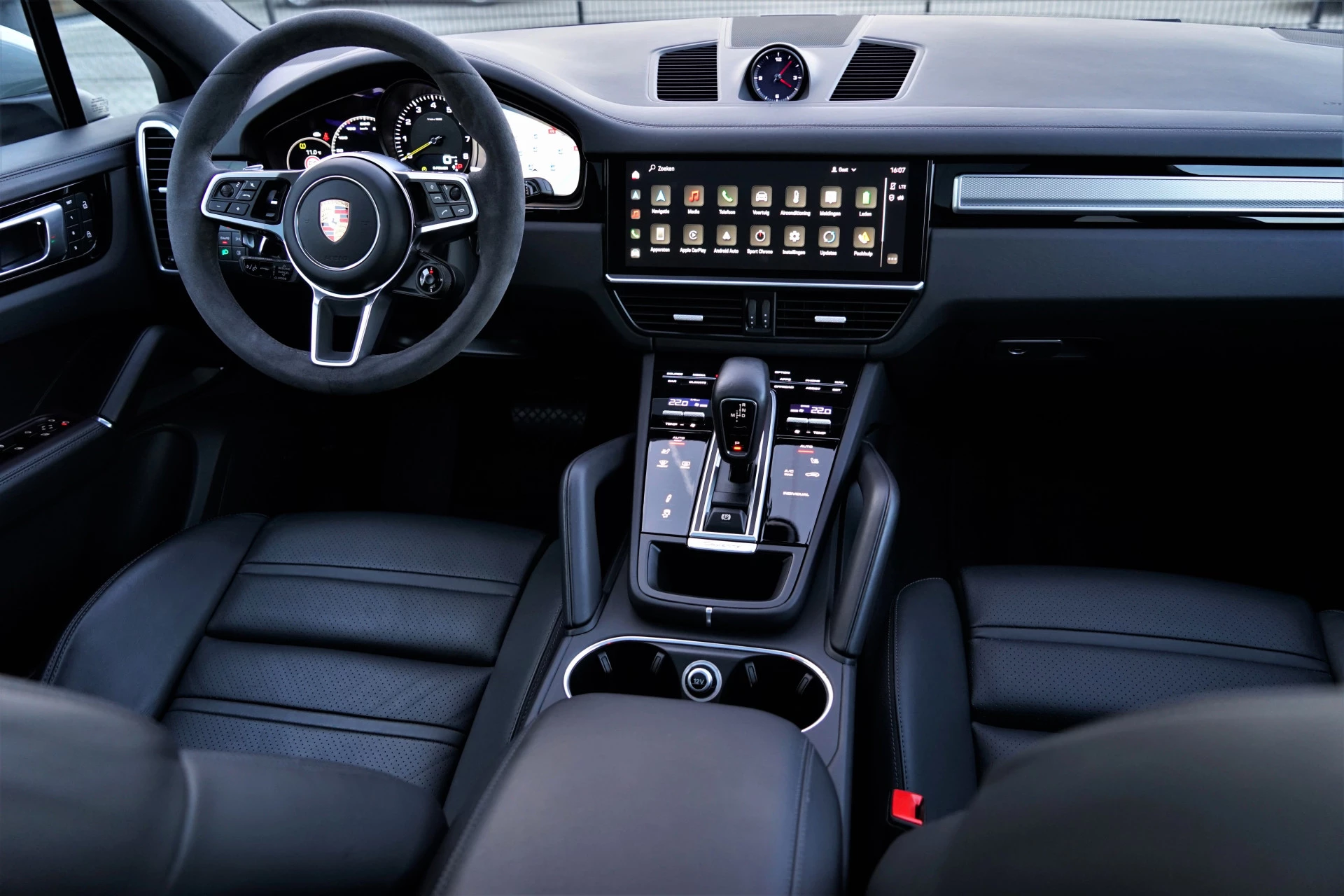 Hoofdafbeelding Porsche Cayenne