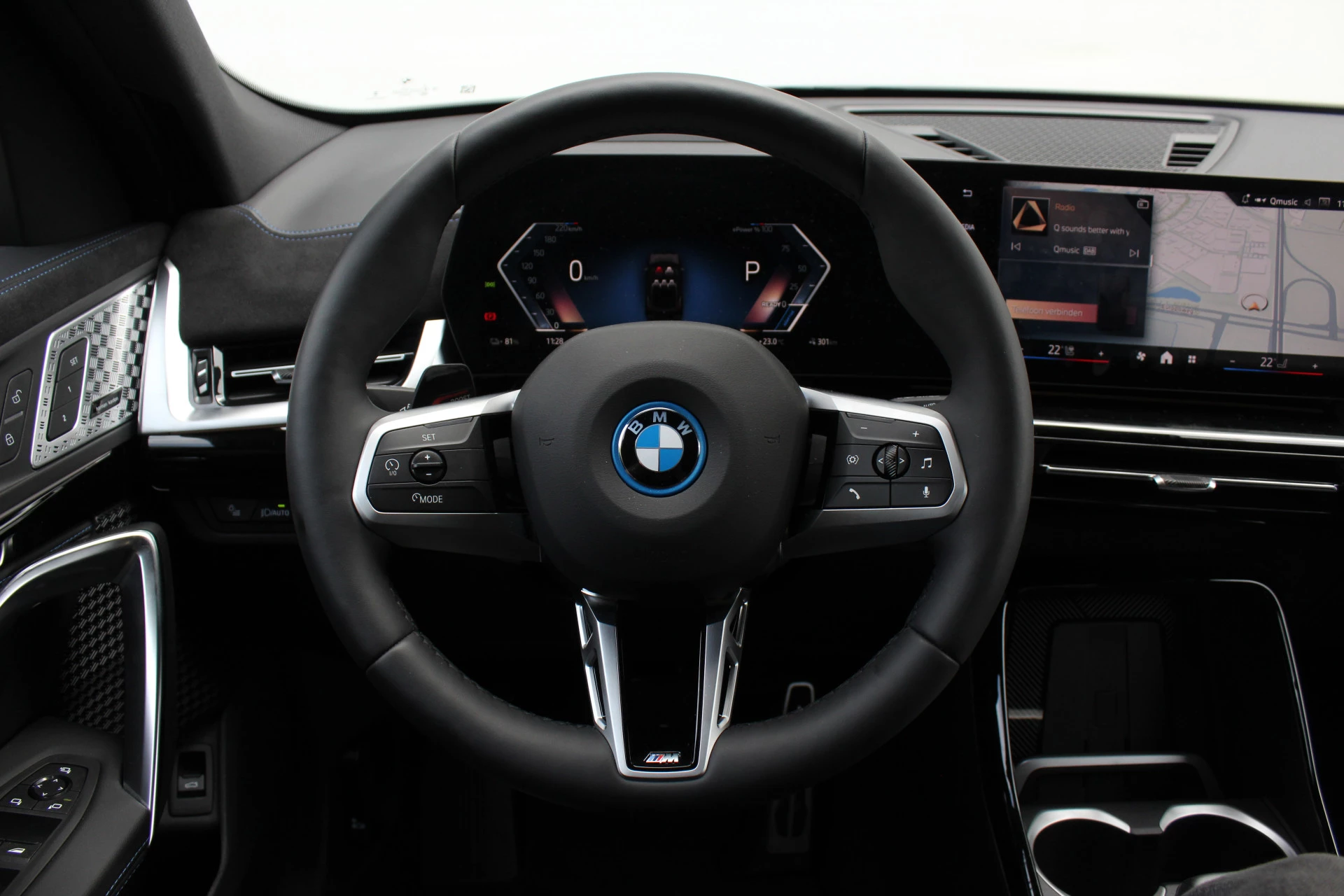 Hoofdafbeelding BMW iX2