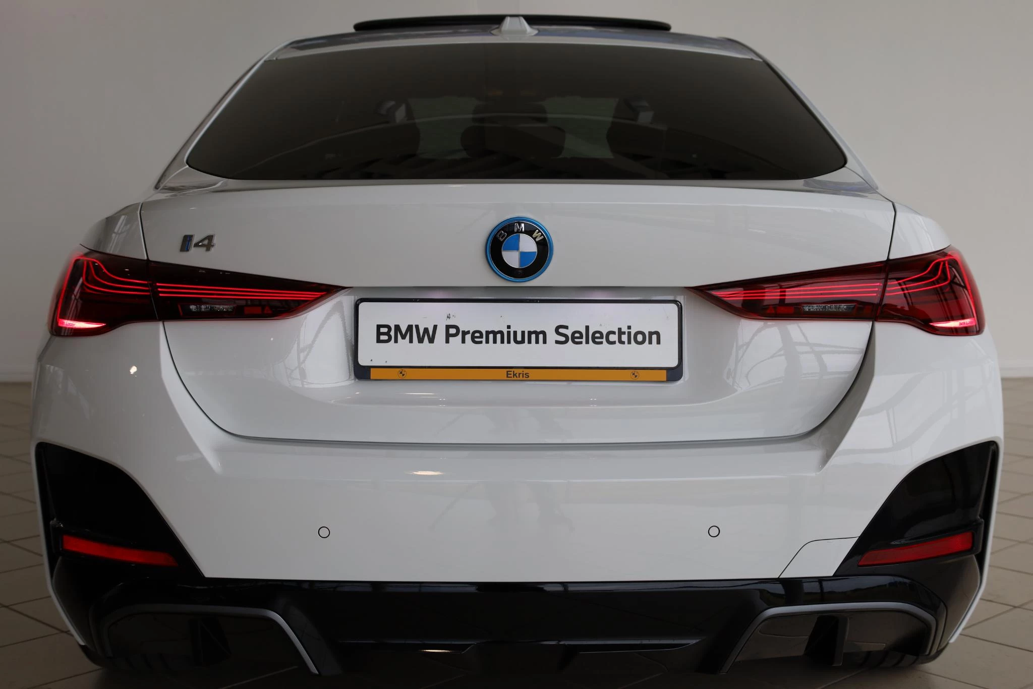 Hoofdafbeelding BMW i4