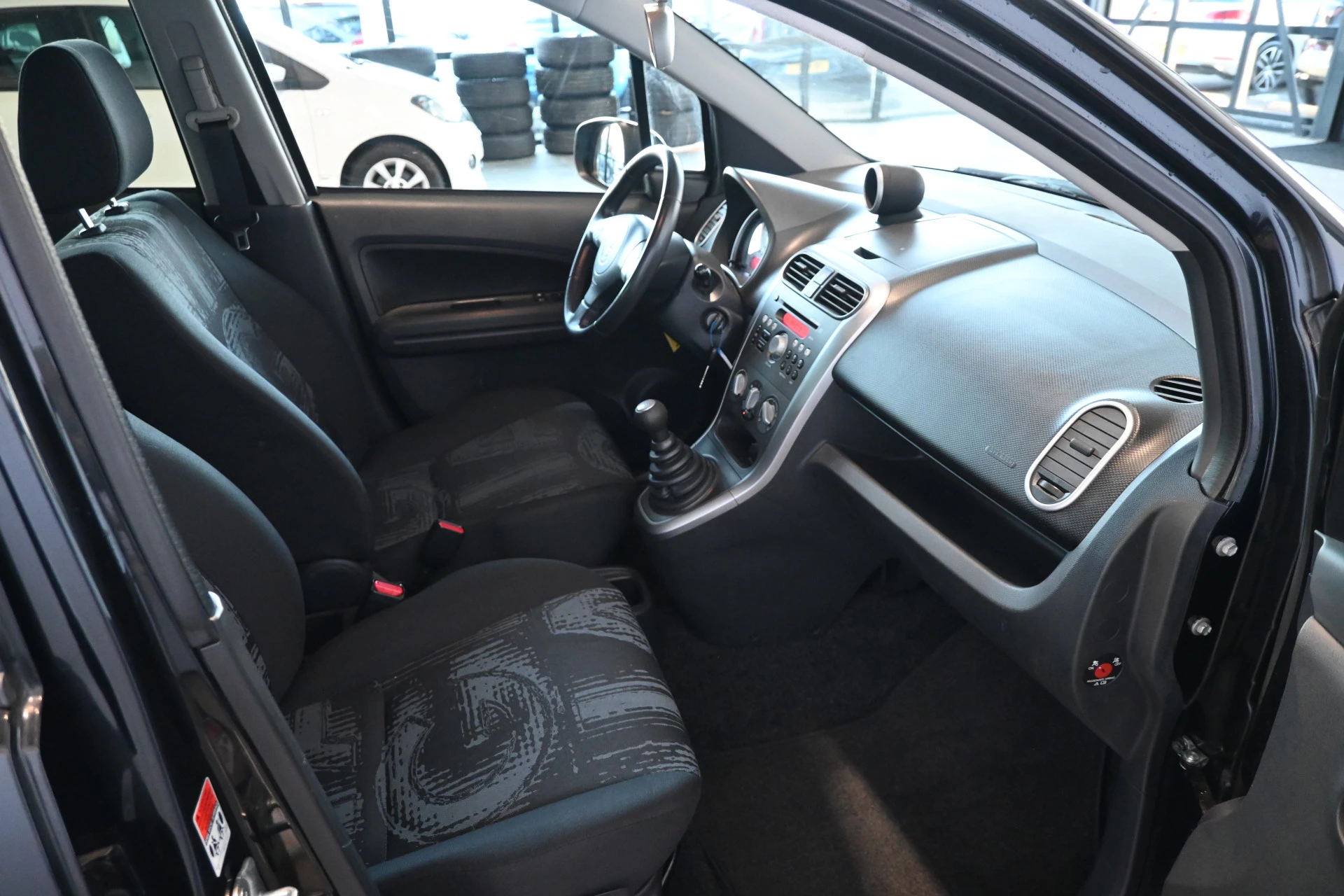 Hoofdafbeelding Opel Agila