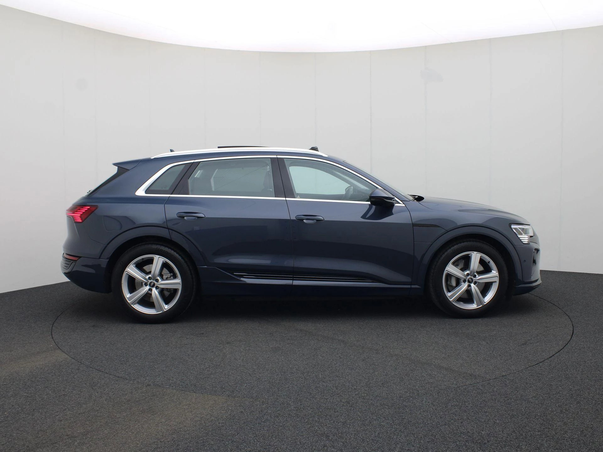 Hoofdafbeelding Audi Q8 e-tron