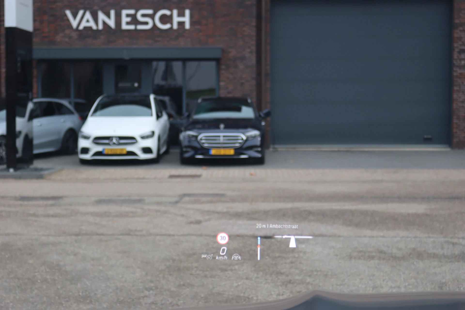 Hoofdafbeelding Mercedes-Benz EQB