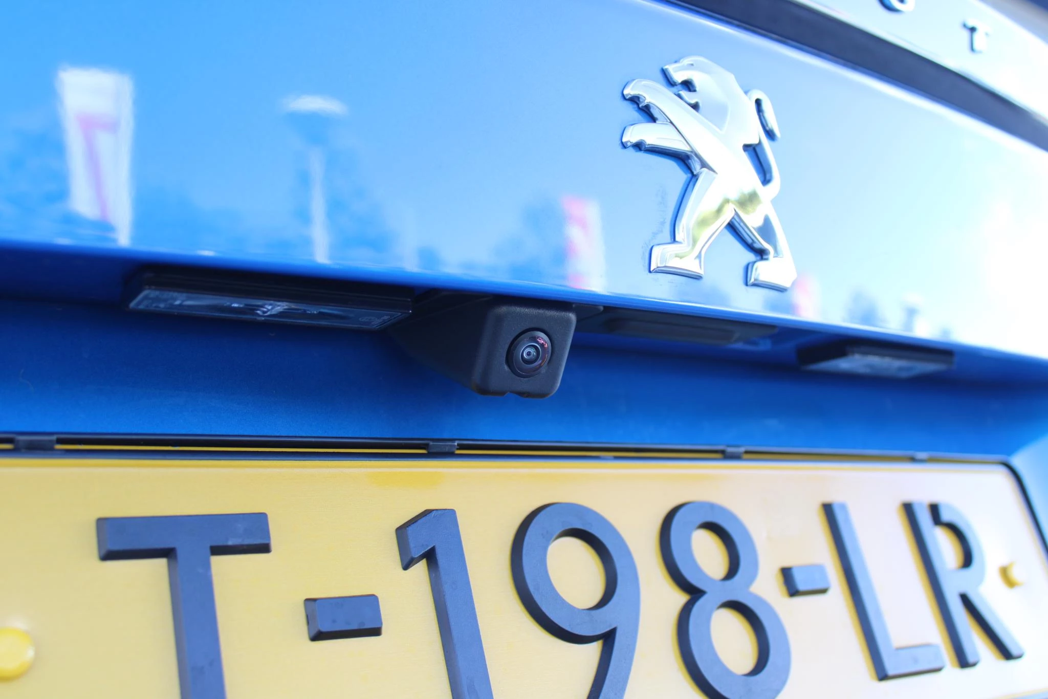 Hoofdafbeelding Peugeot e-2008