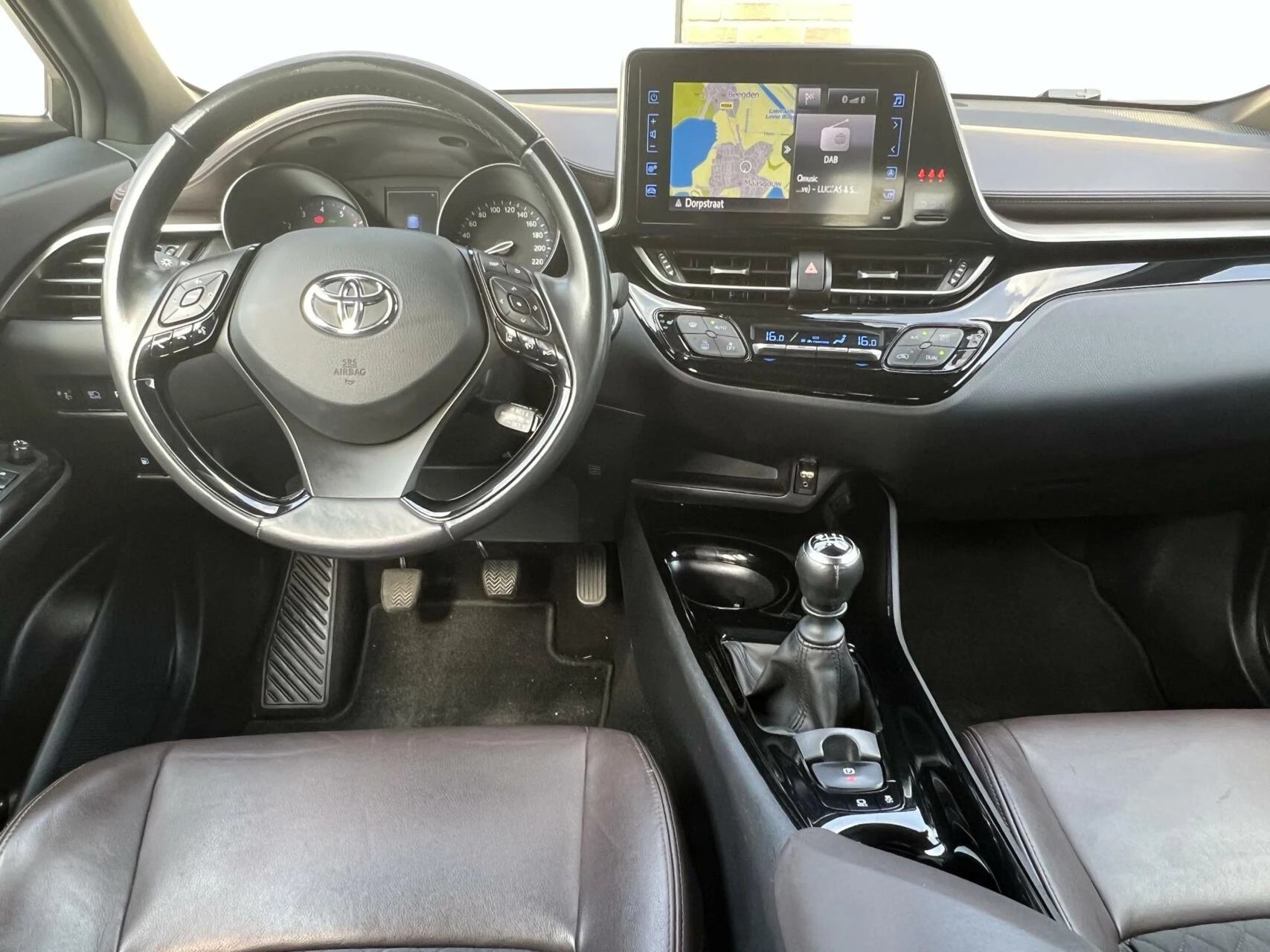 Hoofdafbeelding Toyota C-HR