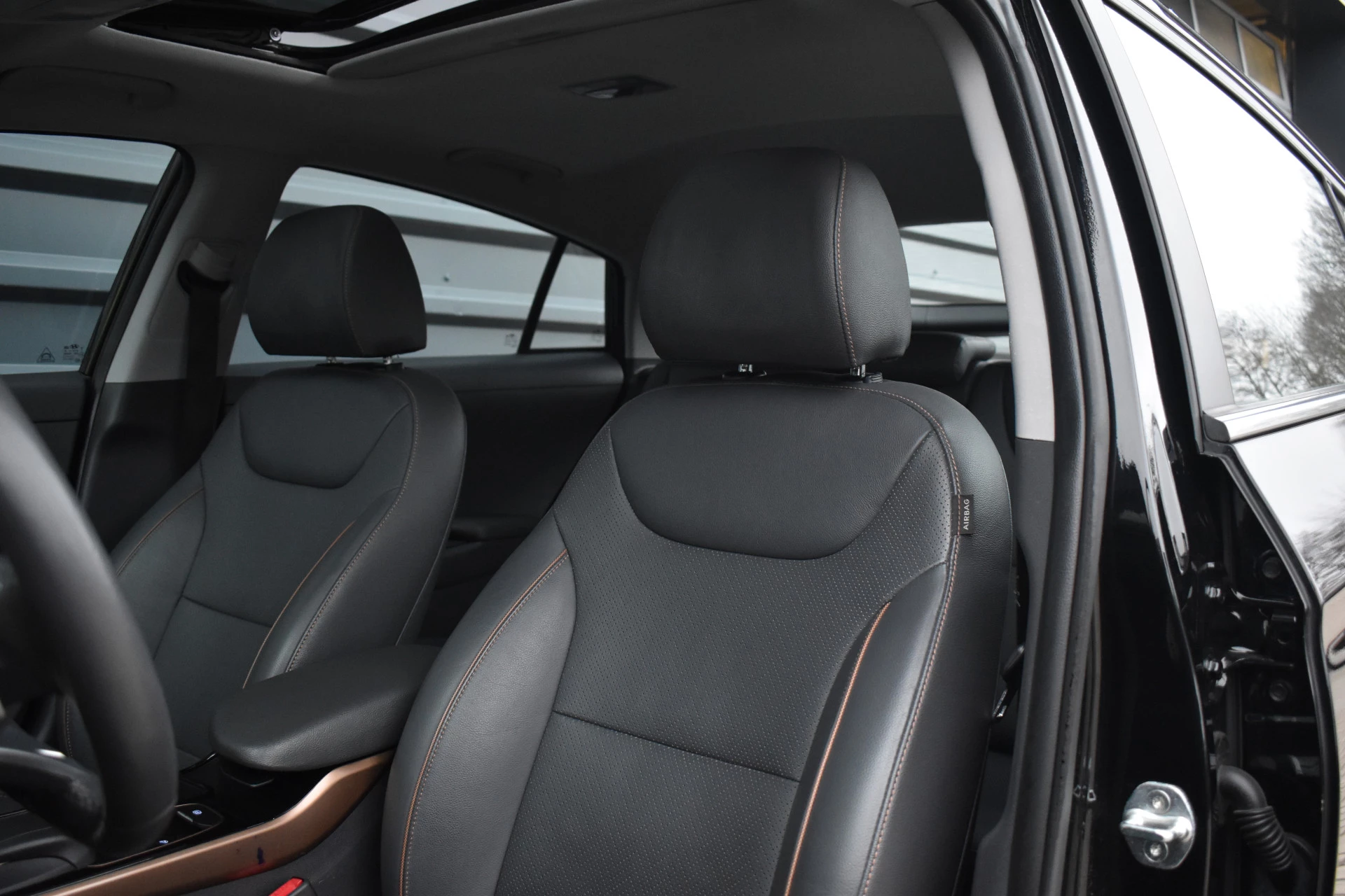 Hoofdafbeelding Hyundai IONIQ