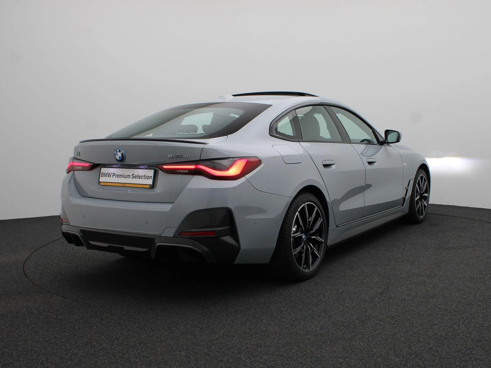 Hoofdafbeelding BMW i4