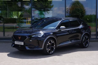 CUPRA Formentor 1.4 e-Hybrid 204 PK Adrenaline PHEV, Groot-Navigatie, Camera, Sfeerverlichting, Stoel- en Stuurverwarming,