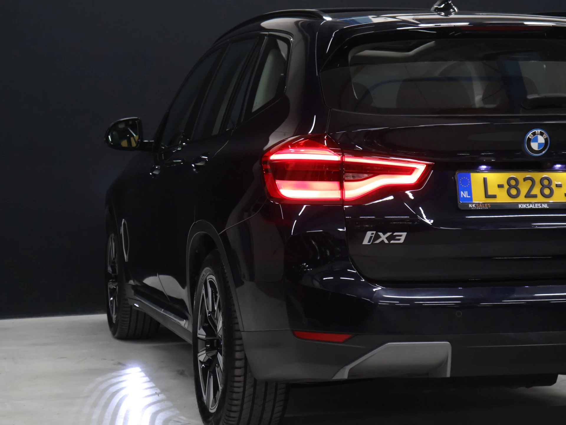 Hoofdafbeelding BMW iX3