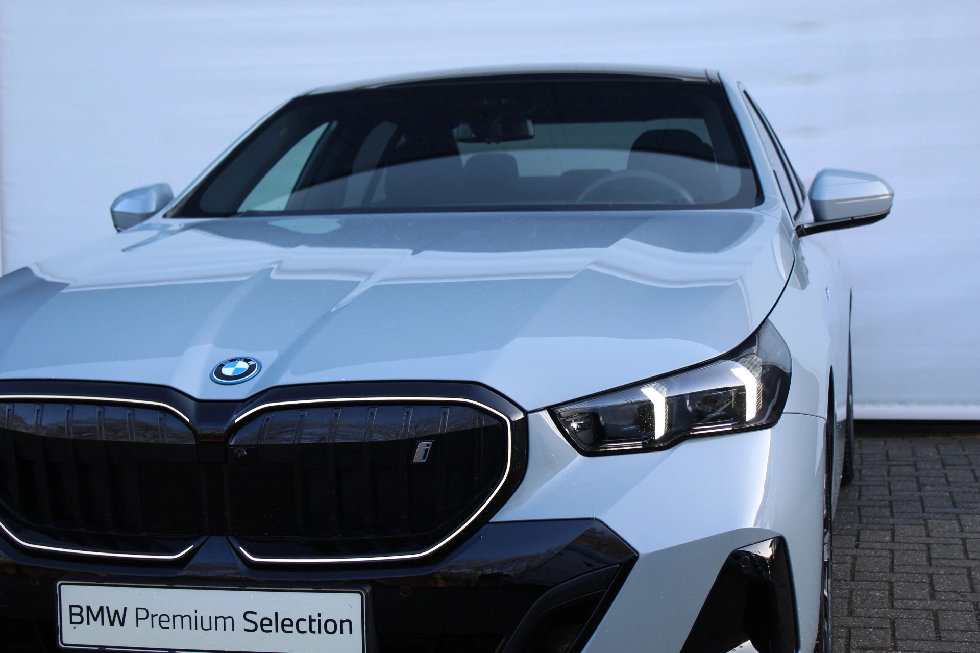 Hoofdafbeelding BMW i5