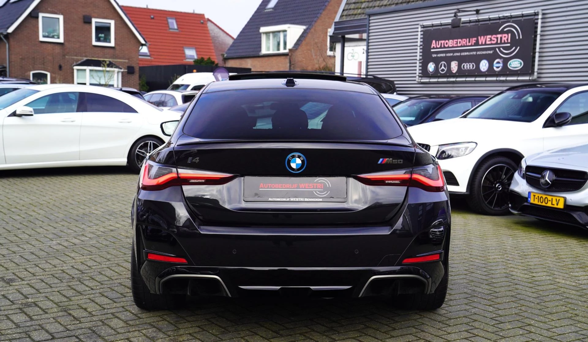 Hoofdafbeelding BMW i4