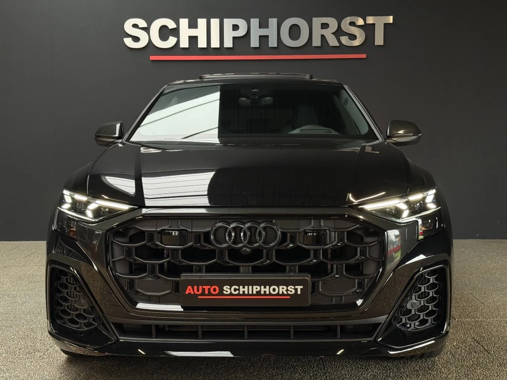 Hoofdafbeelding Audi Q8