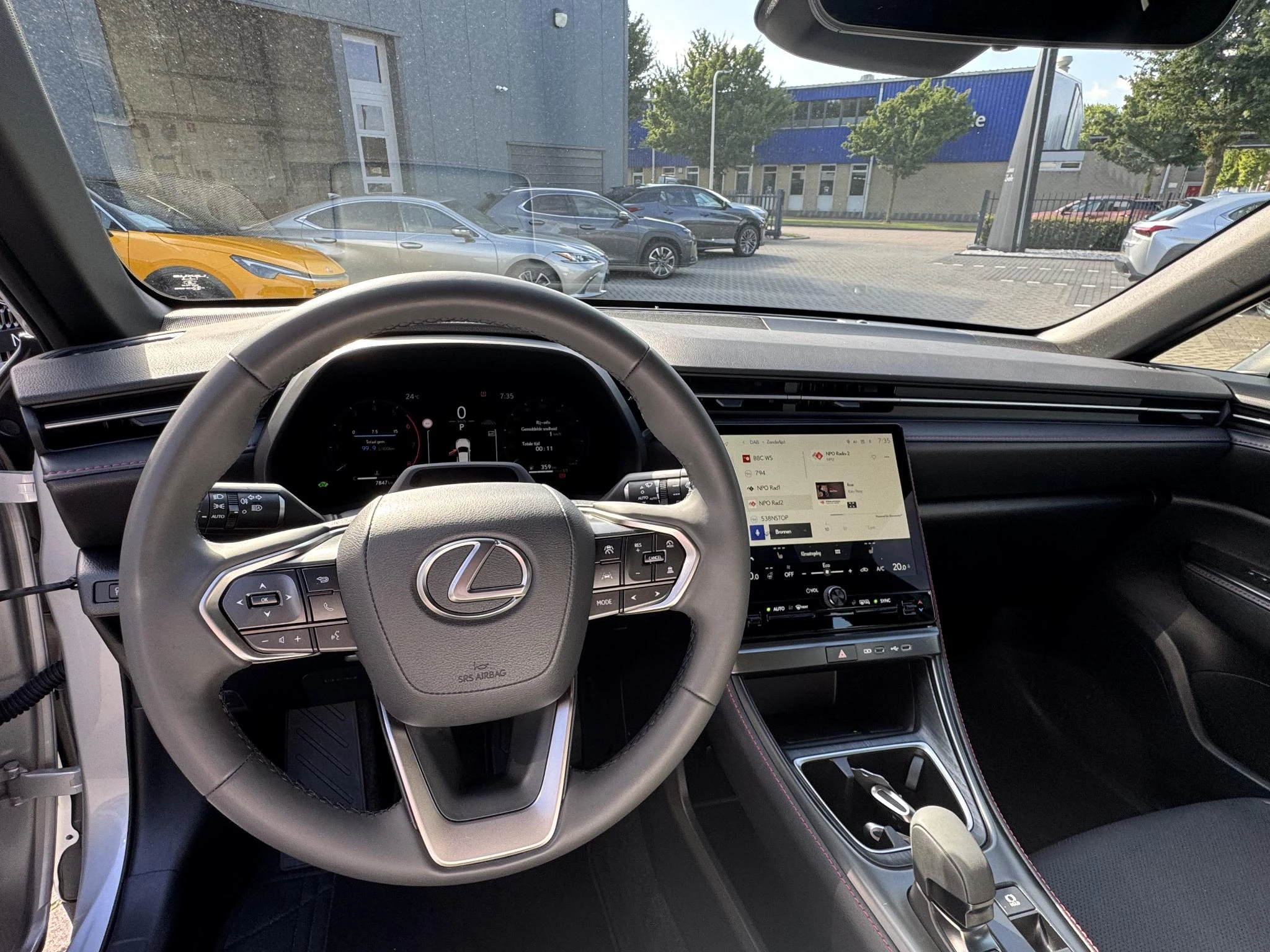 Hoofdafbeelding Lexus LBX