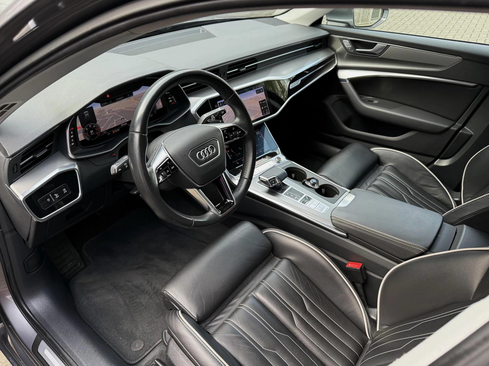 Hoofdafbeelding Audi A6