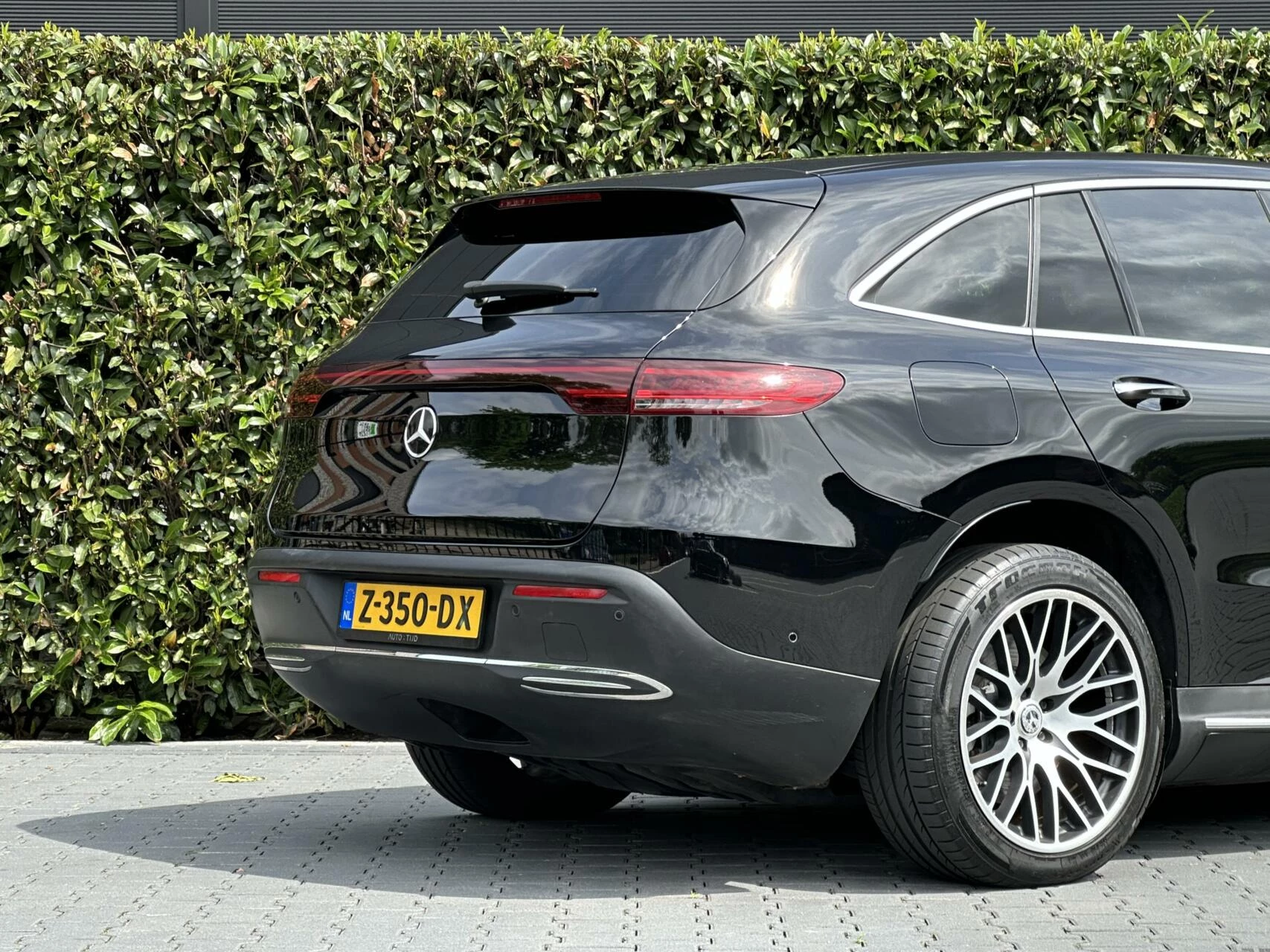 Hoofdafbeelding Mercedes-Benz EQC