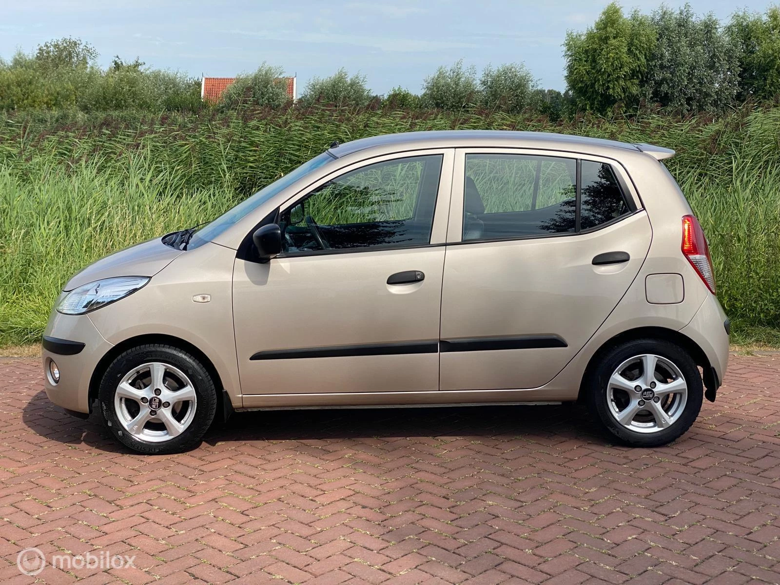 Hoofdafbeelding Hyundai i10