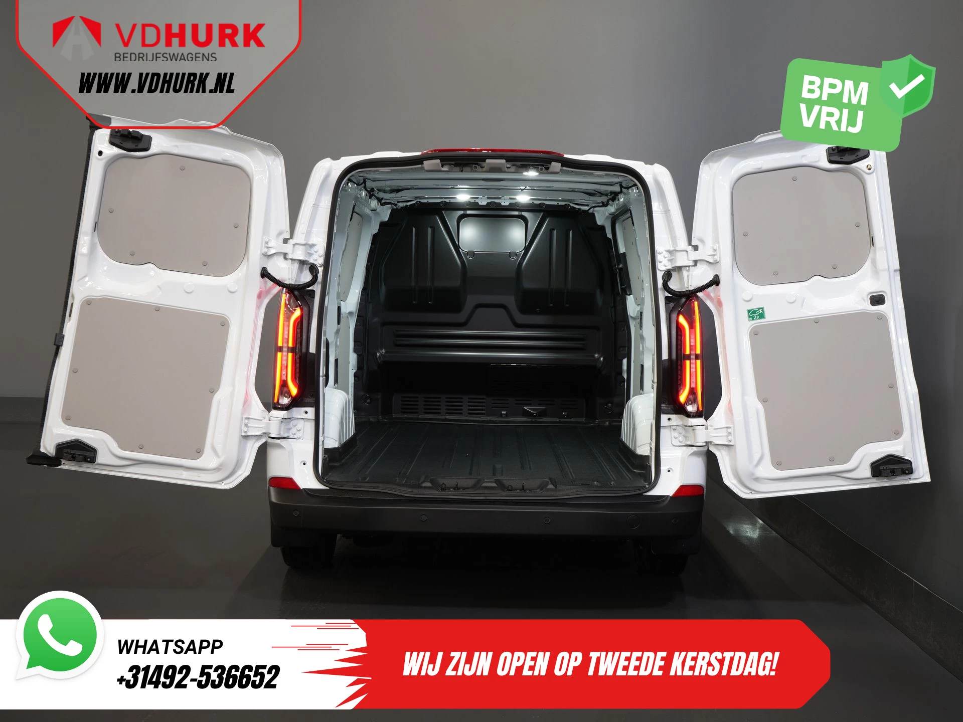 Hoofdafbeelding Ford E-Transit Custom