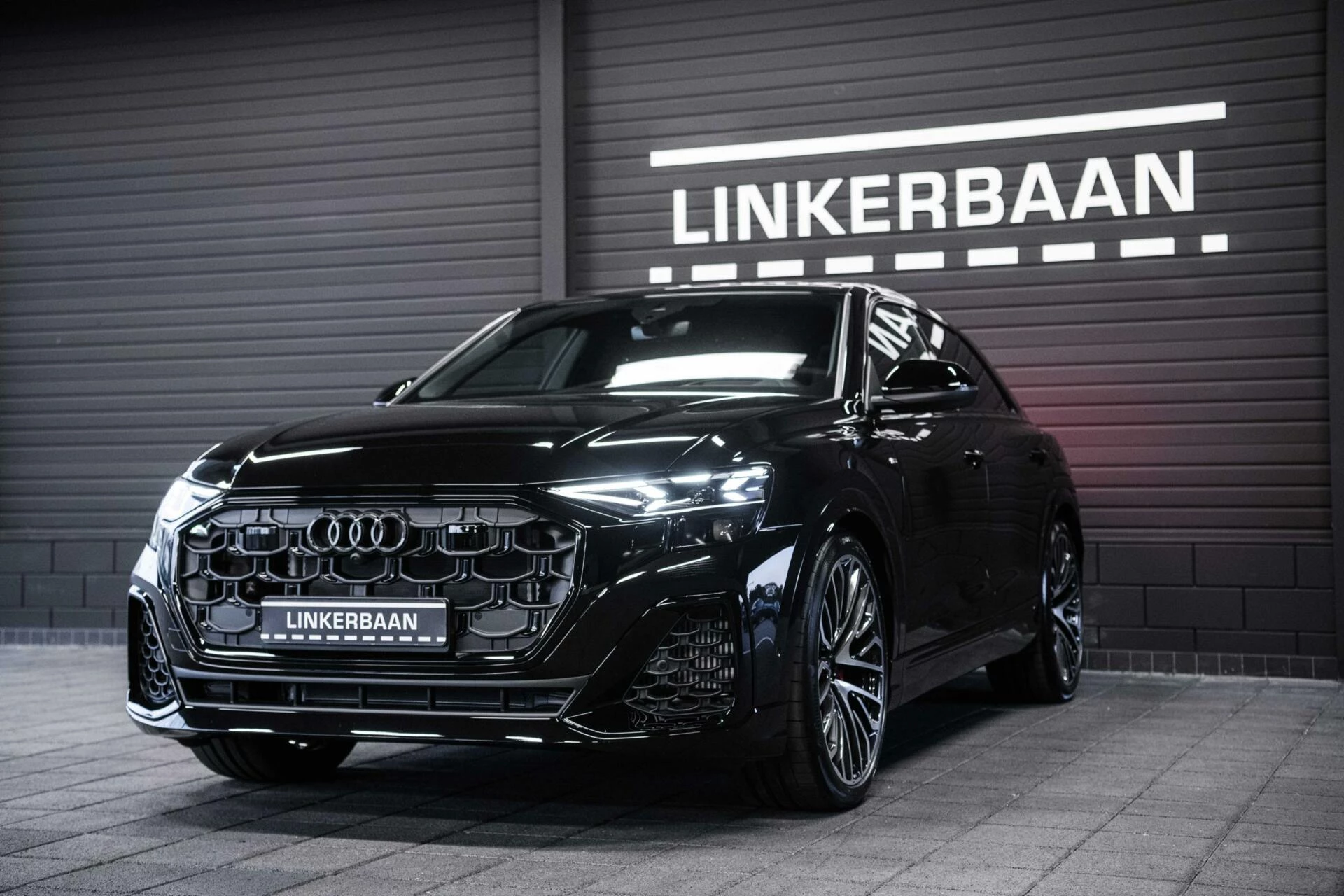 Hoofdafbeelding Audi Q8