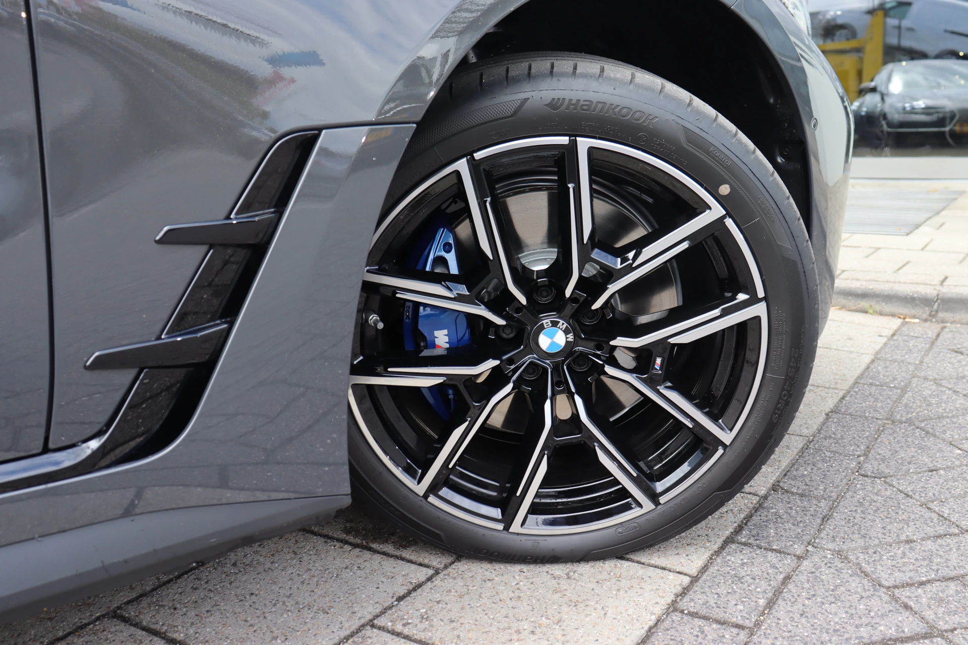 Hoofdafbeelding BMW i4