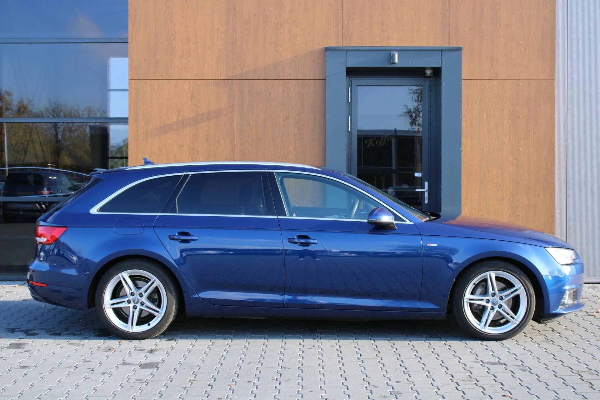 Hoofdafbeelding Audi A4