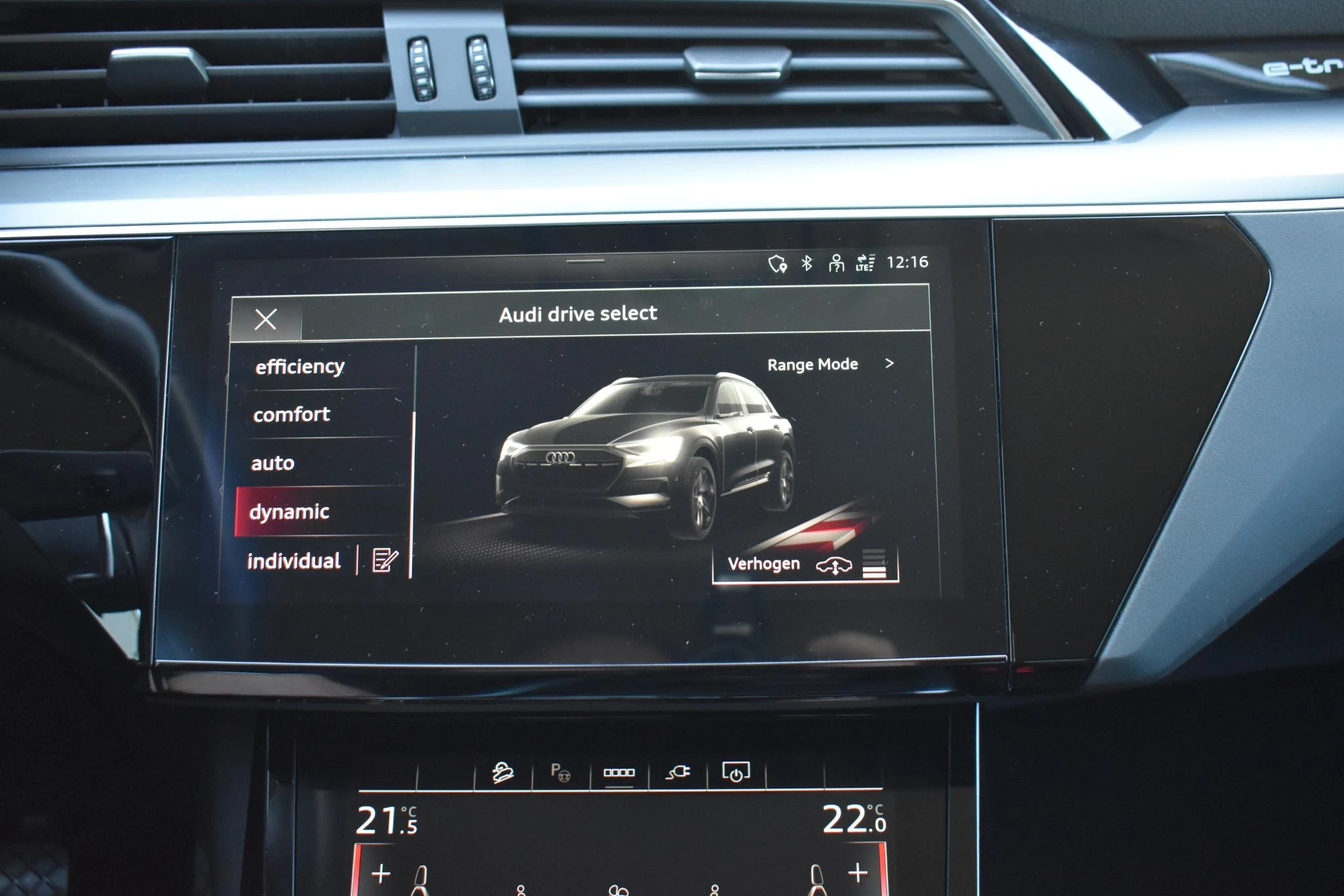 Hoofdafbeelding Audi Q8 e-tron