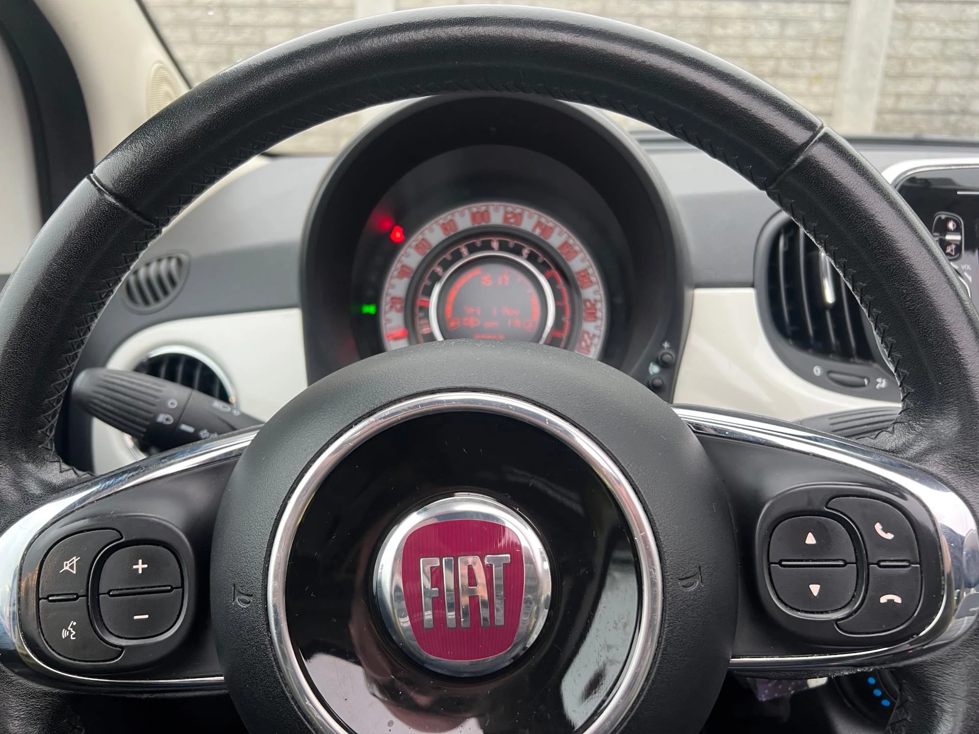 Hoofdafbeelding Fiat 500C