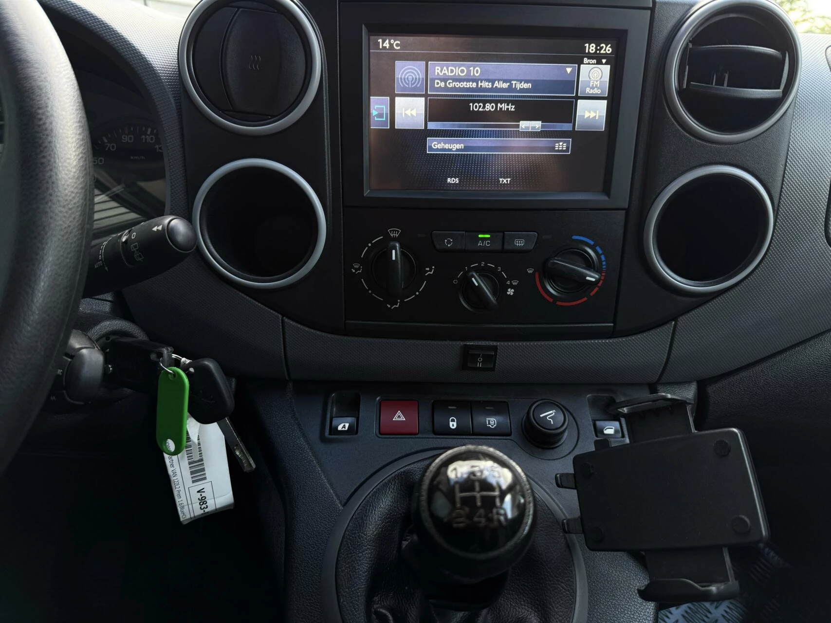 Hoofdafbeelding Peugeot Partner