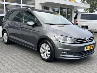 Volkswagen Touran 1.6 TDI DSG Automaat SCR Comfortline Business ACC ECC Camera Trekhaak AppleCarplay 1e eigenaar