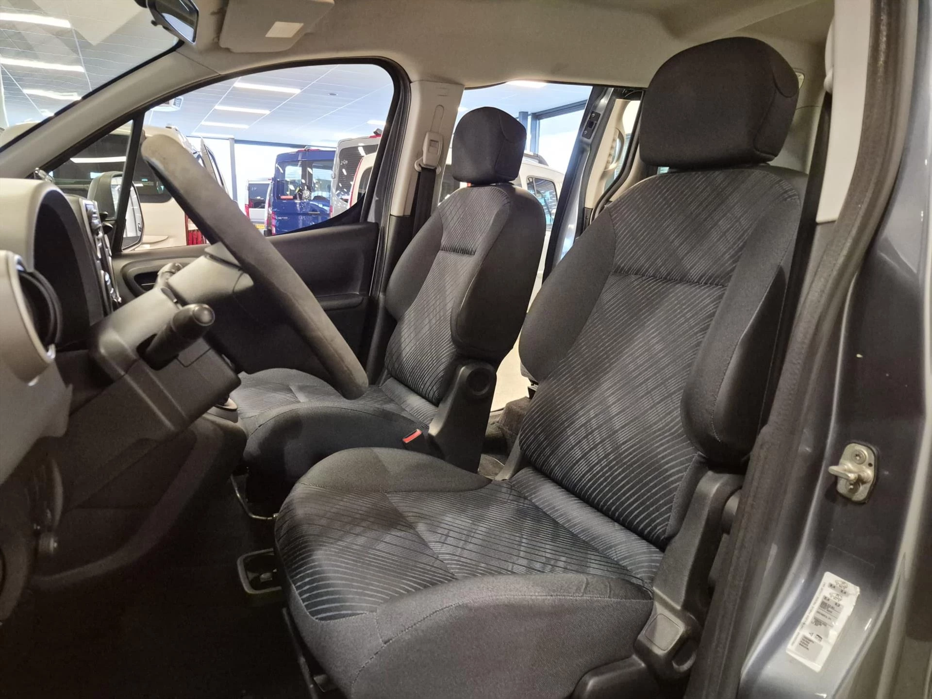 Hoofdafbeelding Peugeot Partner