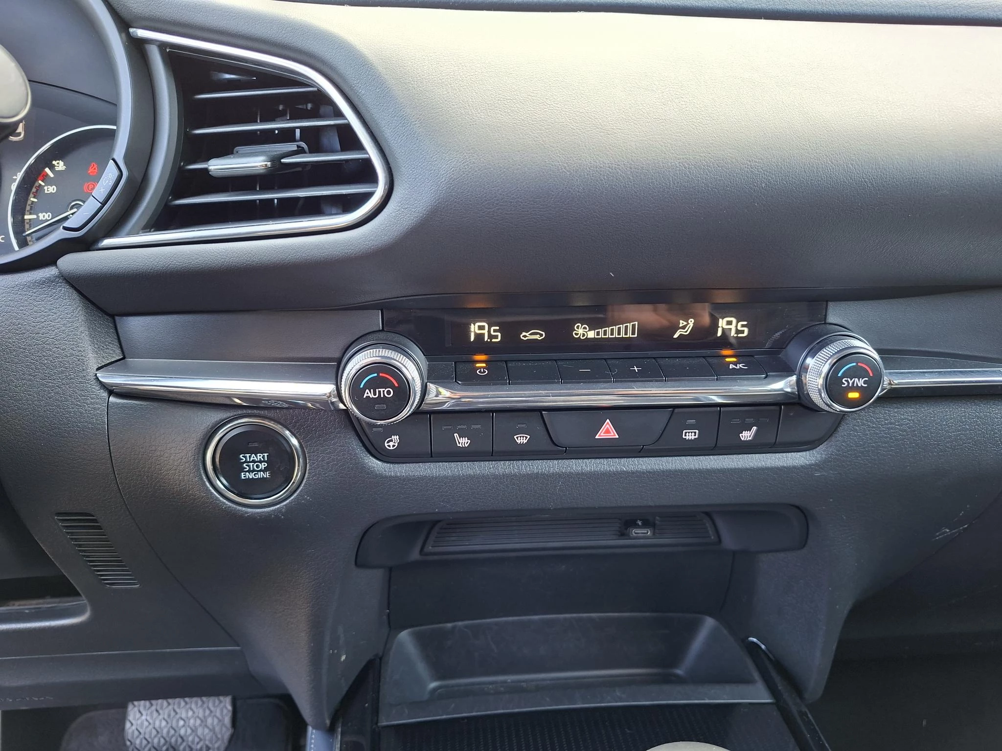Hoofdafbeelding Mazda CX-30
