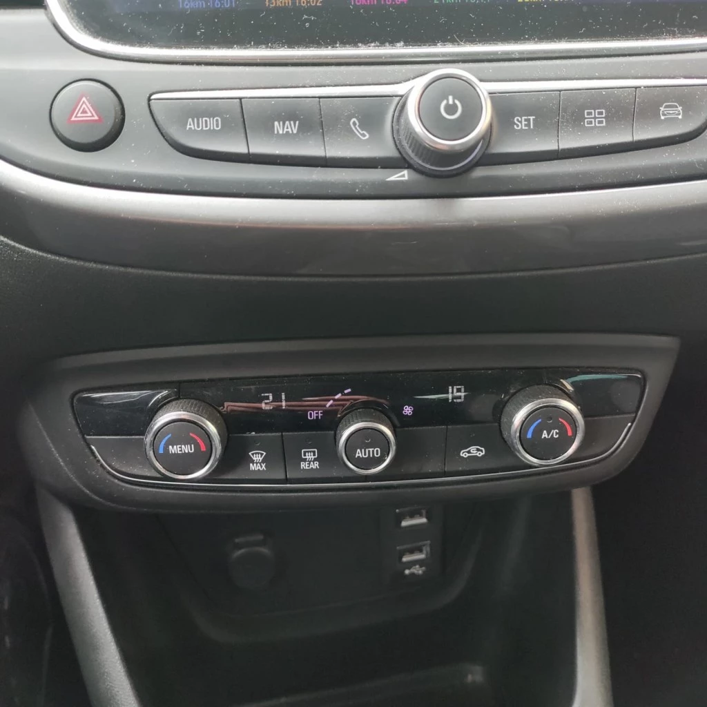 Hoofdafbeelding Opel Crossland X