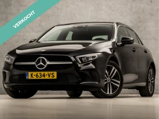 Mercedes-Benz A-Klasse 250 e Business Solution Luxury 218Pk Automaat (GROOT NAVI, SFEERVERLICHTING, WIDESCREEN, CAMERA, LEDER, STOELVERWARMING, SPORTSTOELEN, CRUISE, LANE ASSIST, NIEUWSTAAT)