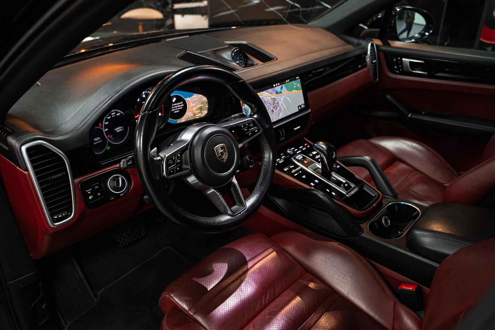 Hoofdafbeelding Porsche Cayenne