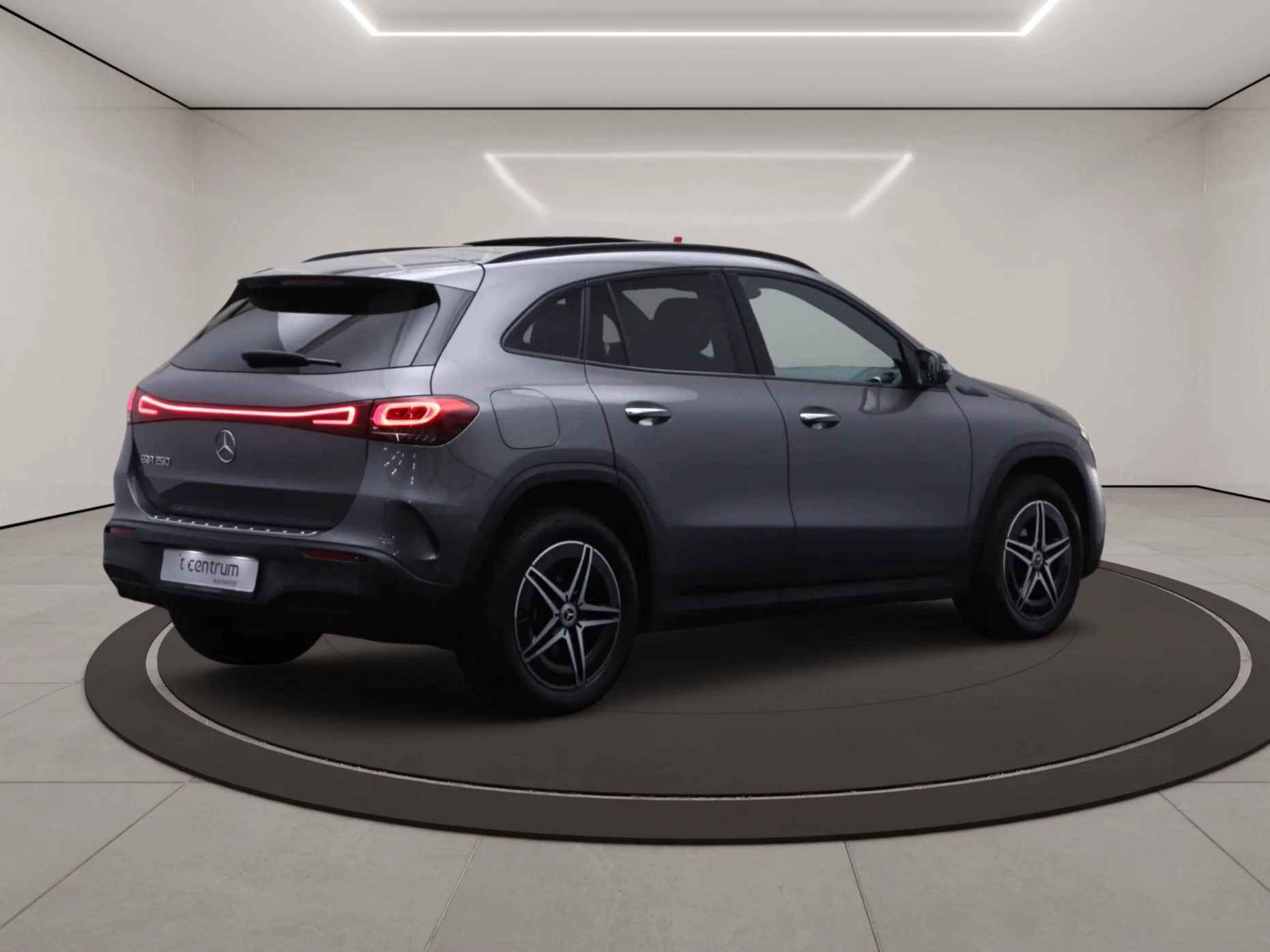 Hoofdafbeelding Mercedes-Benz EQA