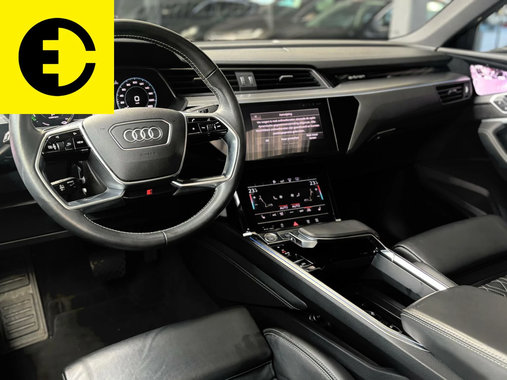 Hoofdafbeelding Audi e-tron