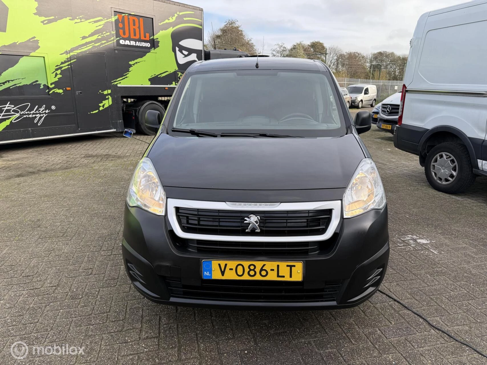 Hoofdafbeelding Peugeot Partner