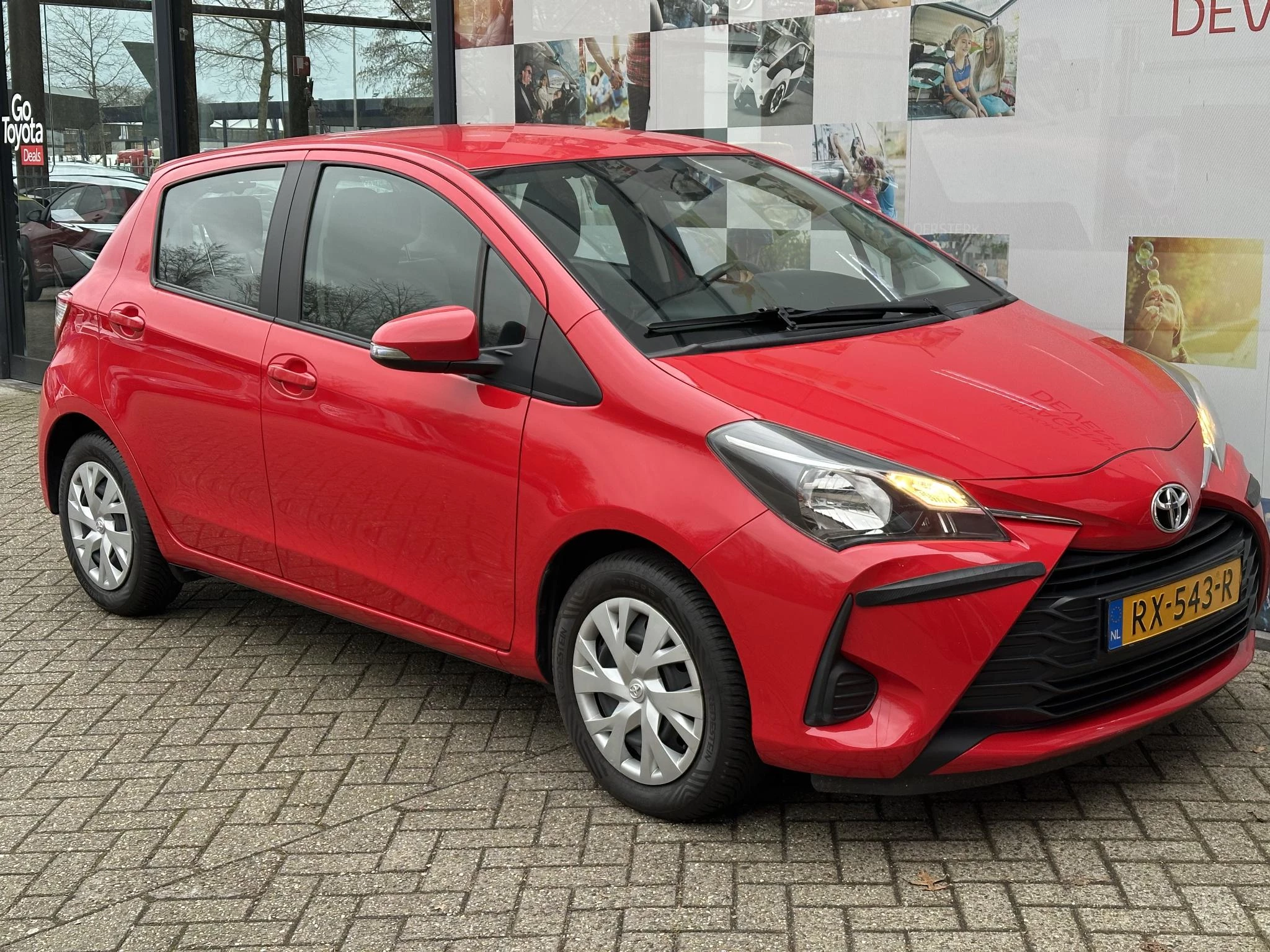 Hoofdafbeelding Toyota Yaris