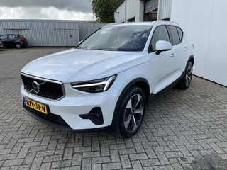 Hoofdafbeelding Volvo XC40 Volvo XC40 B3 |360 Camera | Zeer complete uitvoering !!