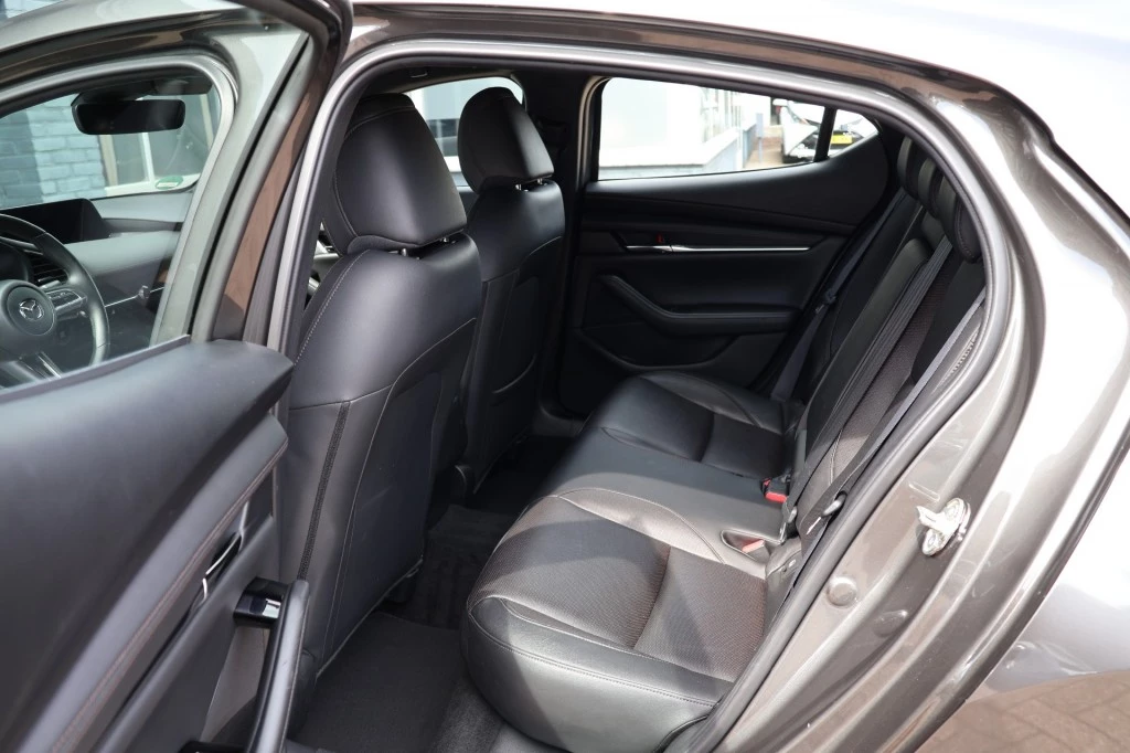 Hoofdafbeelding Mazda 3