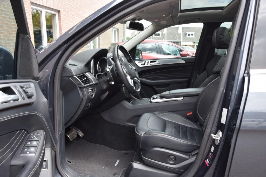 Hoofdafbeelding Mercedes-Benz M-Klasse
