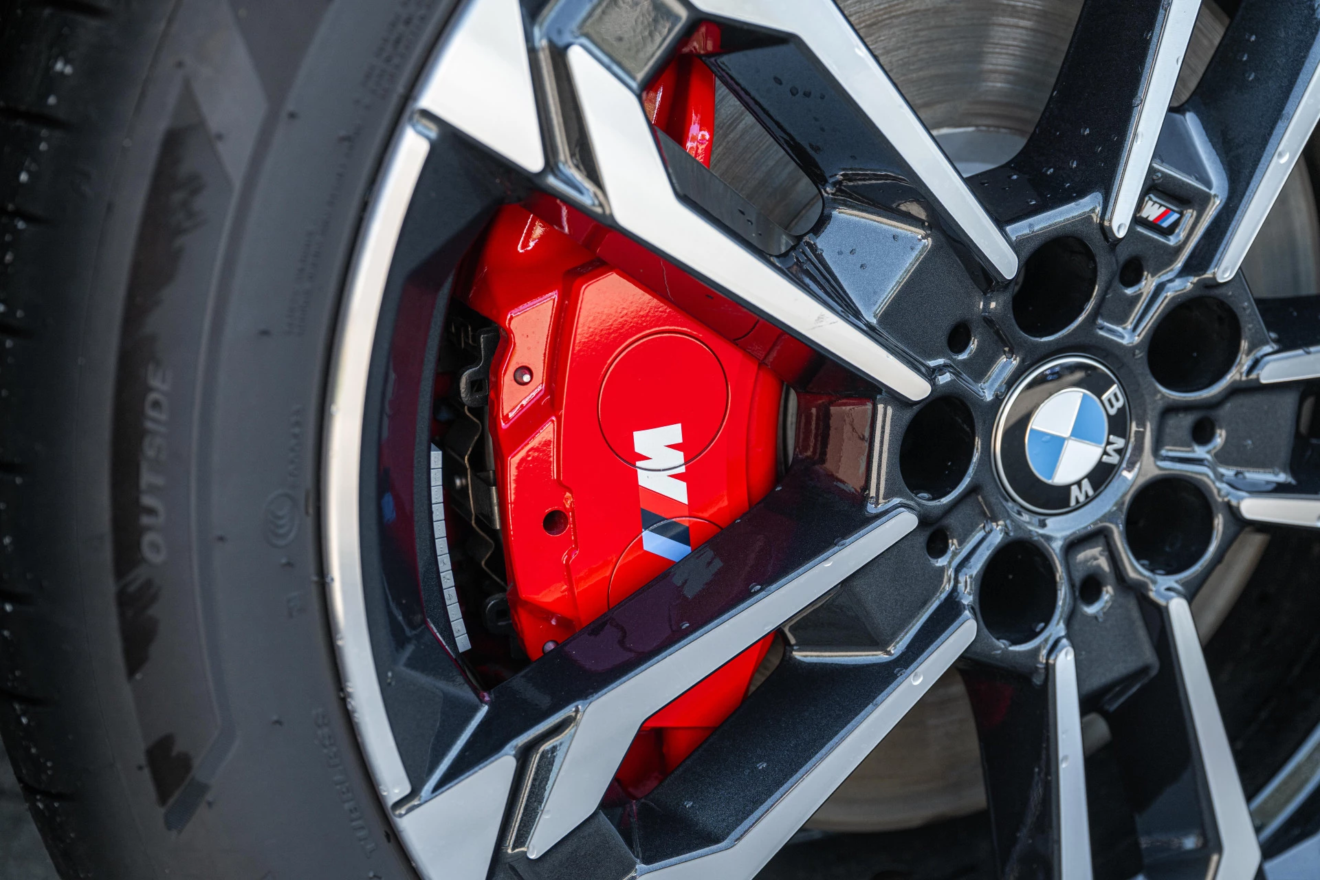 Hoofdafbeelding BMW iX2