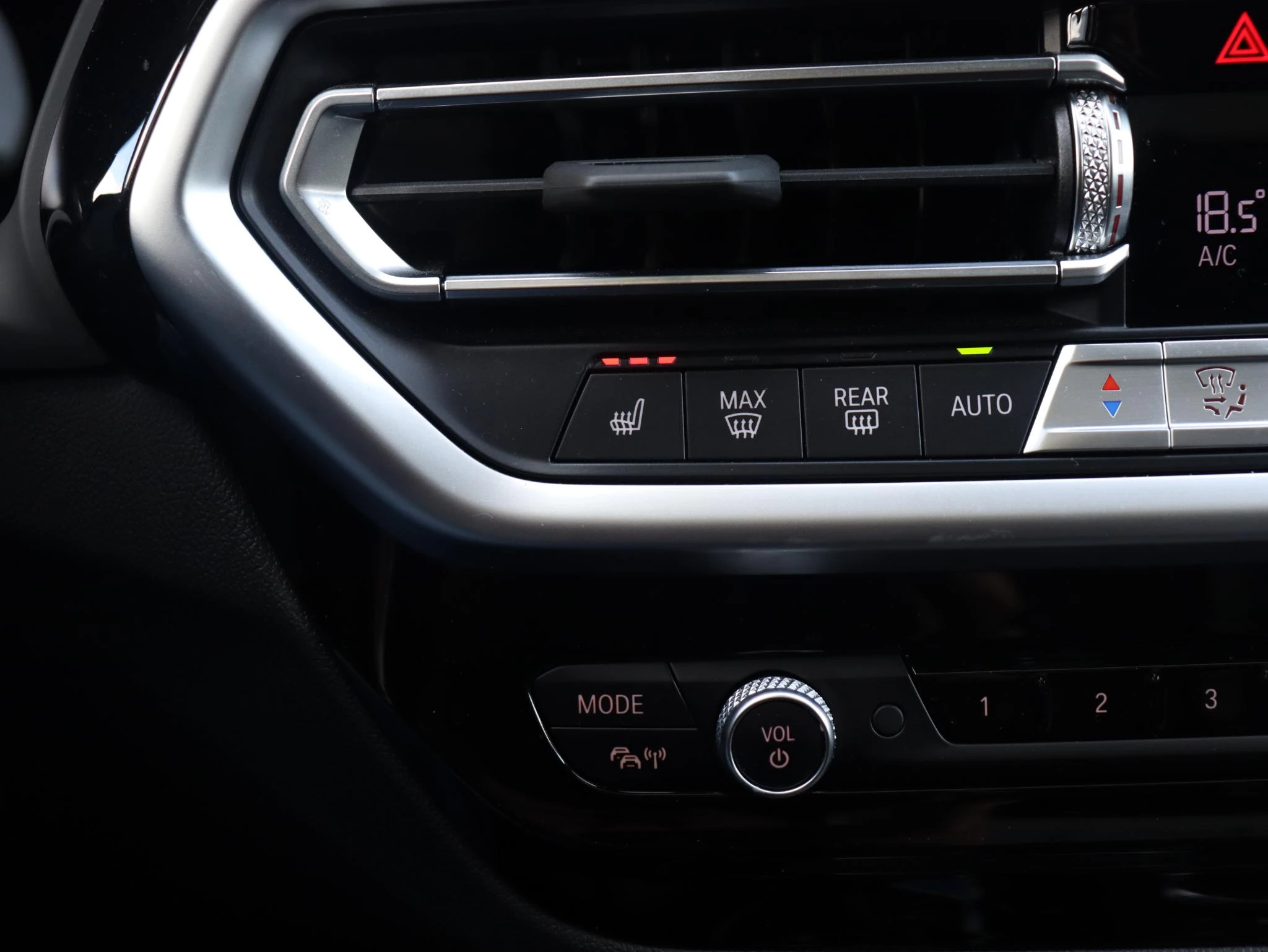 Hoofdafbeelding BMW iX3