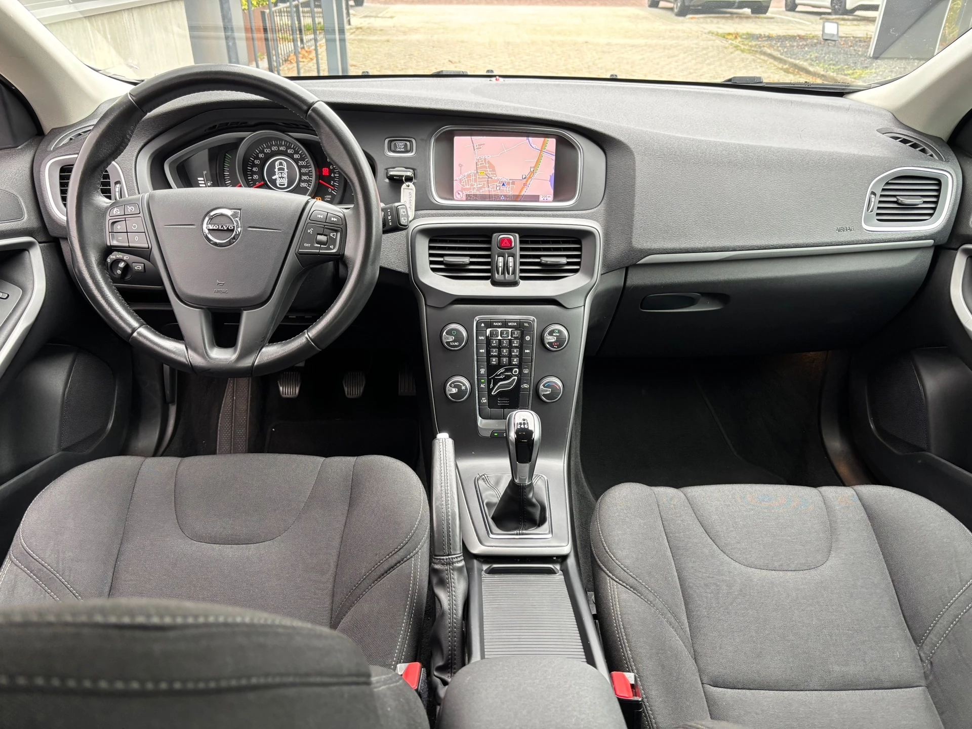 Hoofdafbeelding Volvo V40
