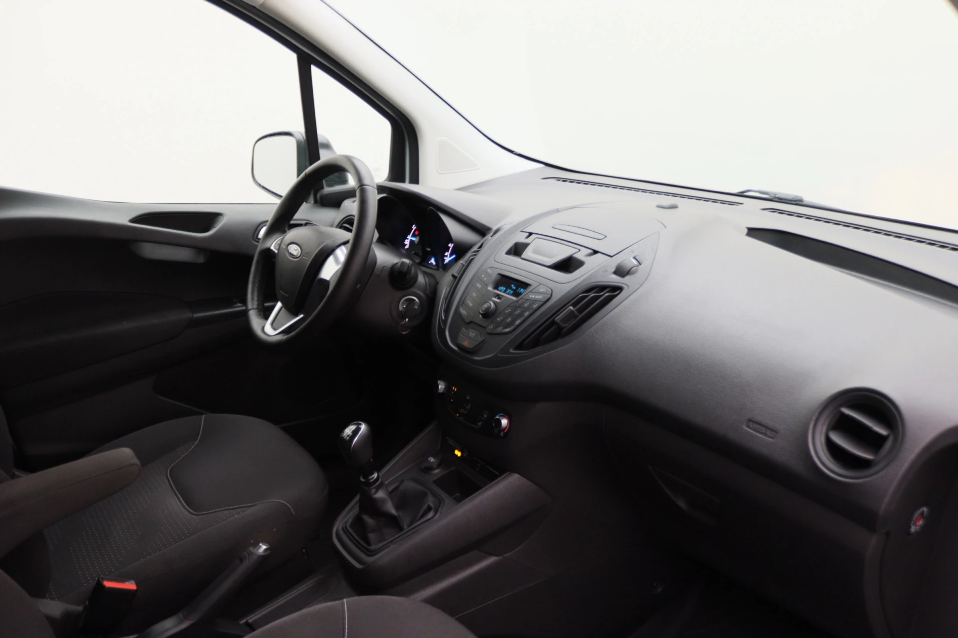 Hoofdafbeelding Ford Transit Courier