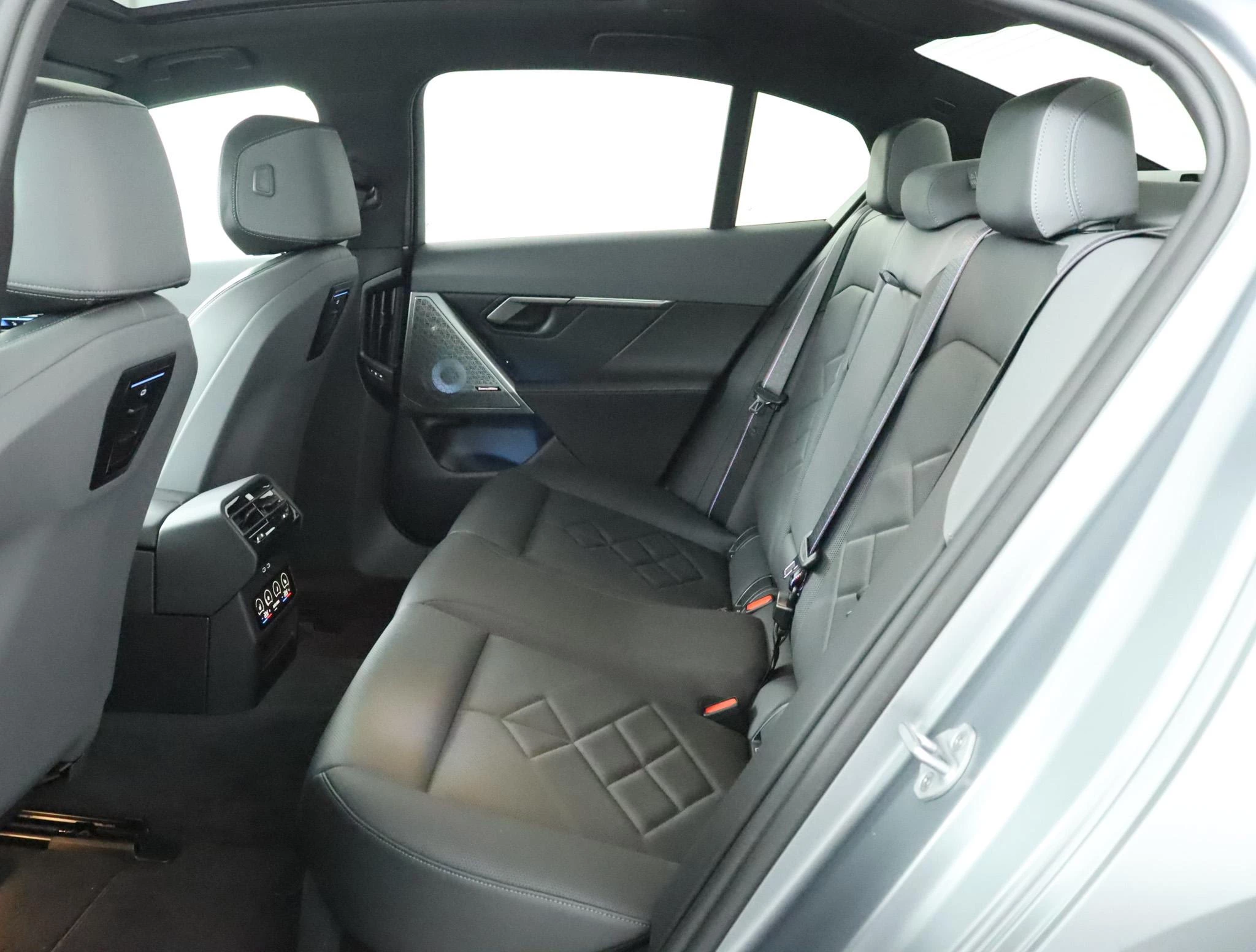 Hoofdafbeelding BMW i5