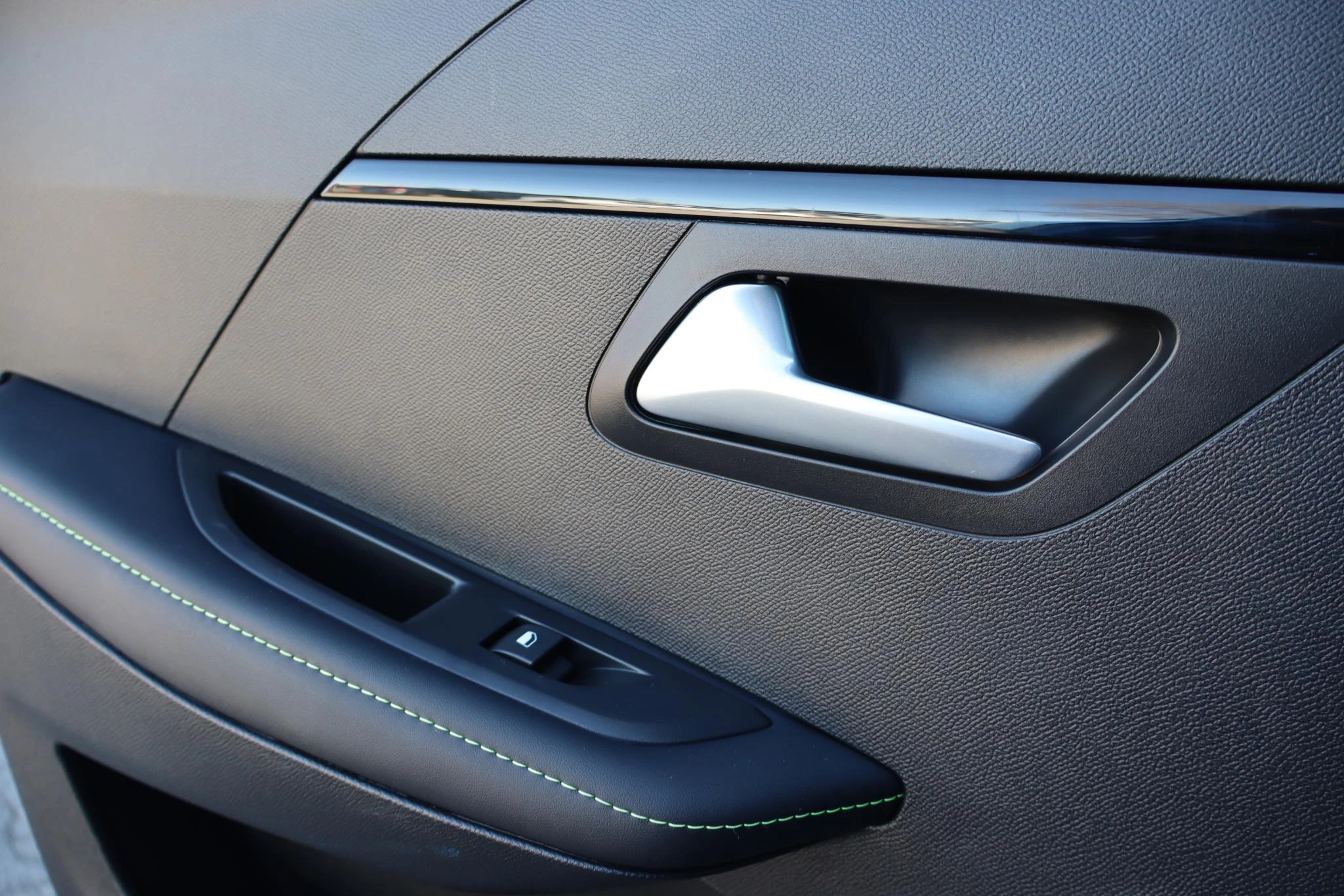 Hoofdafbeelding Peugeot e-208