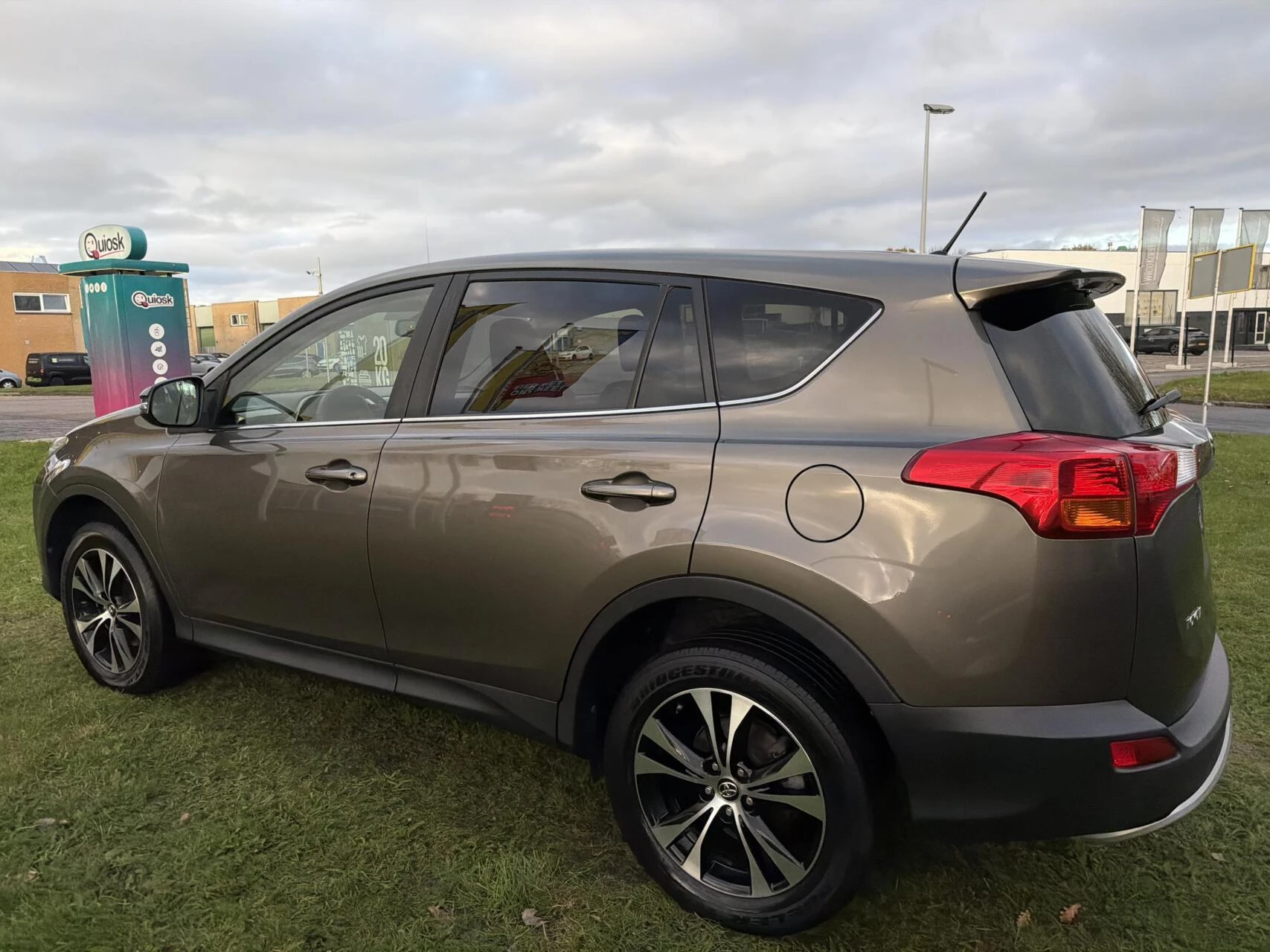 Hoofdafbeelding Toyota RAV4