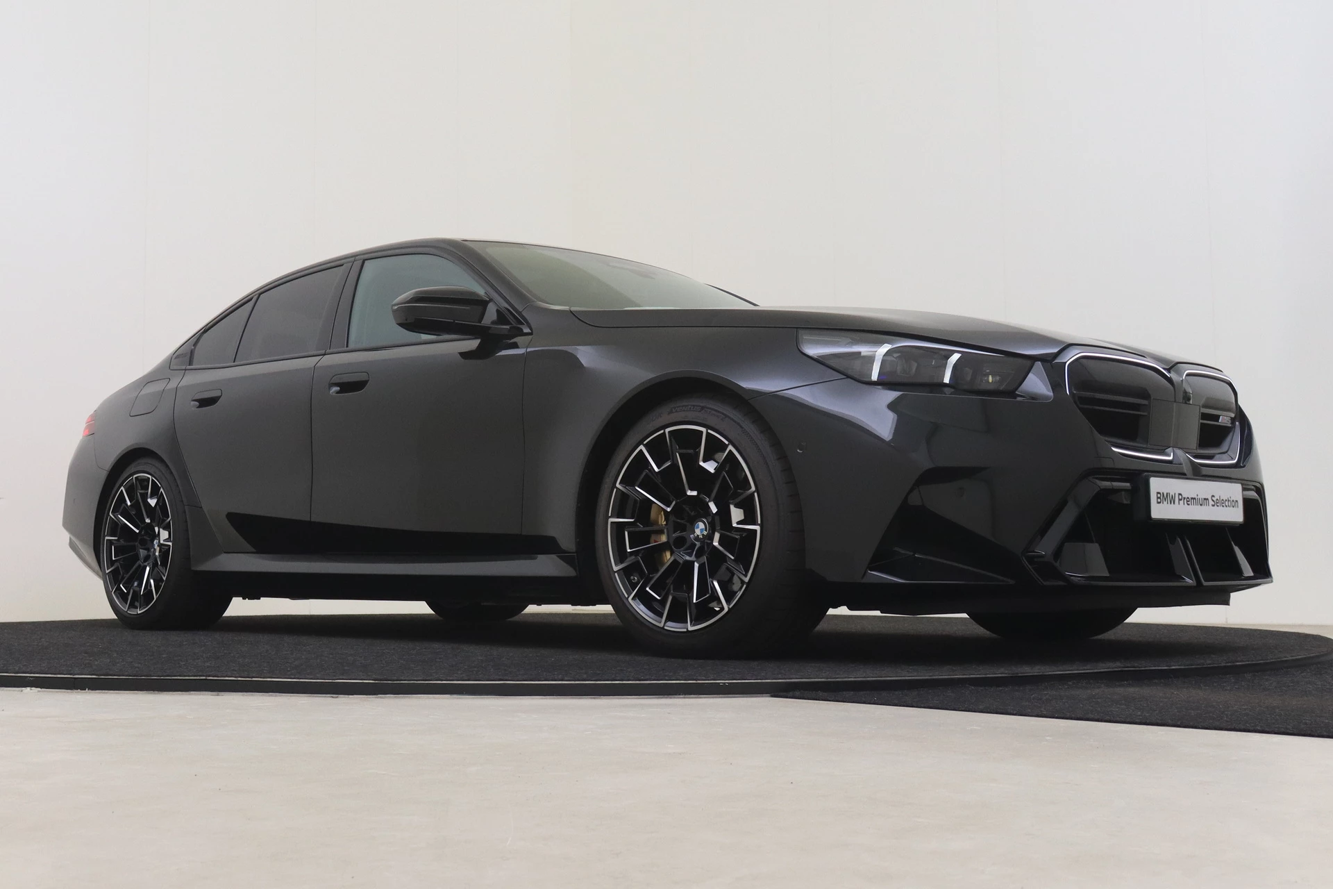 Hoofdafbeelding BMW M5