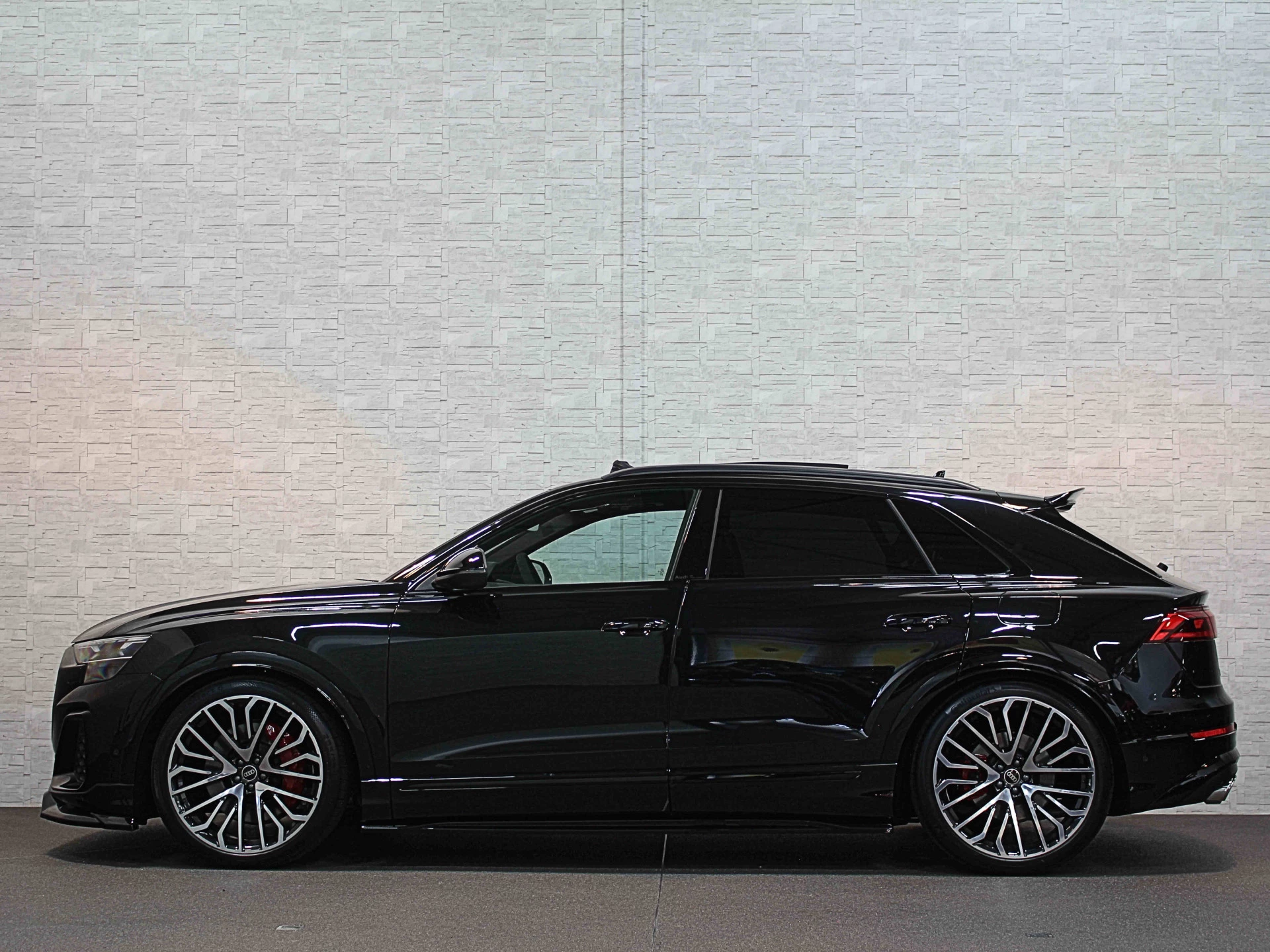 Hoofdafbeelding Audi Q8